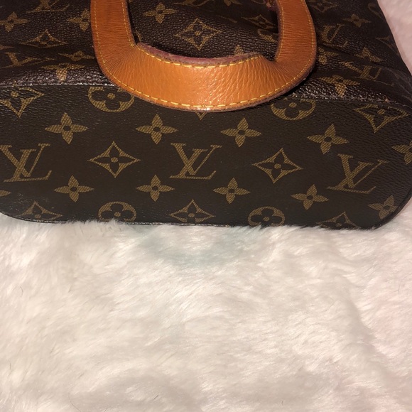 Louis Vuitton Mini Bag - Picture 4 of 8